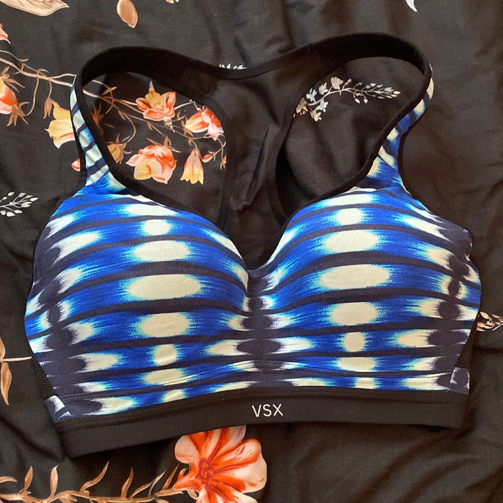 Victoria Secret sports bra